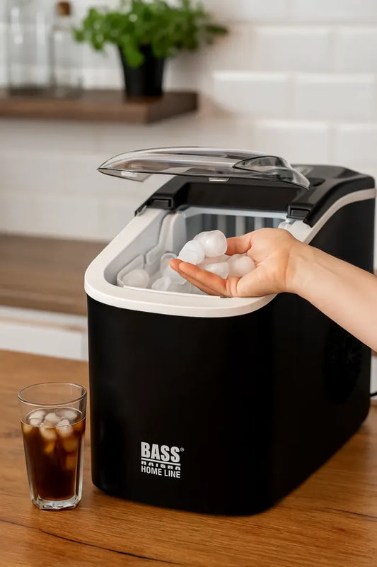 Aparat pentru facut cuburi de gheata, 12 kg / 24 h, negru, Bass Polska BH10001